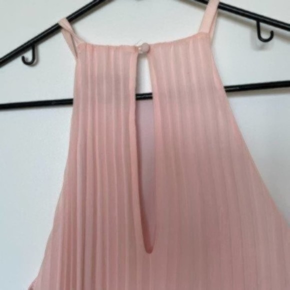 LIKELY Chester Pleated Chiffon Maxi Dress Size 4 - Picture 7 of 9